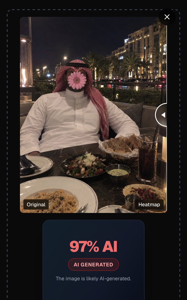FaisalOnTech's tweet photo. @ldl112 FAKE كلكم . https://t.co/KULgM7FKos