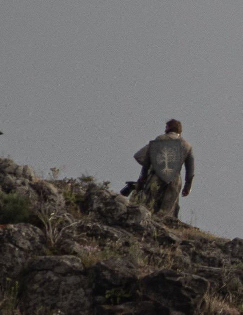 MTUEDAY's tweet photo. A knight of the seven pixels https://t.co/6SQ1Orct7V