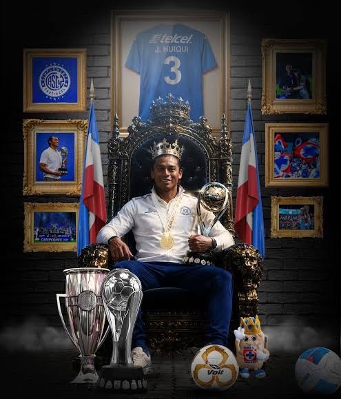LvThespecialone's tweet photo. @Armand_Mel91 @somos_FOX APOYO TOTAL e INCONDICIONAL al DT que más alegrías nos ha dado como afición de #CruzAzul.
Que no se nos olvide cómo nos paramos el cuello burlándonos de Pumas por ganarles en su estadio, y de quitarle la Copa a Mohamed, ambos 🏆🏆 fueron con DON JOEL HUIQUI!!!
🇲🇽 y Ganador https://t.co/bXaLmwoycz