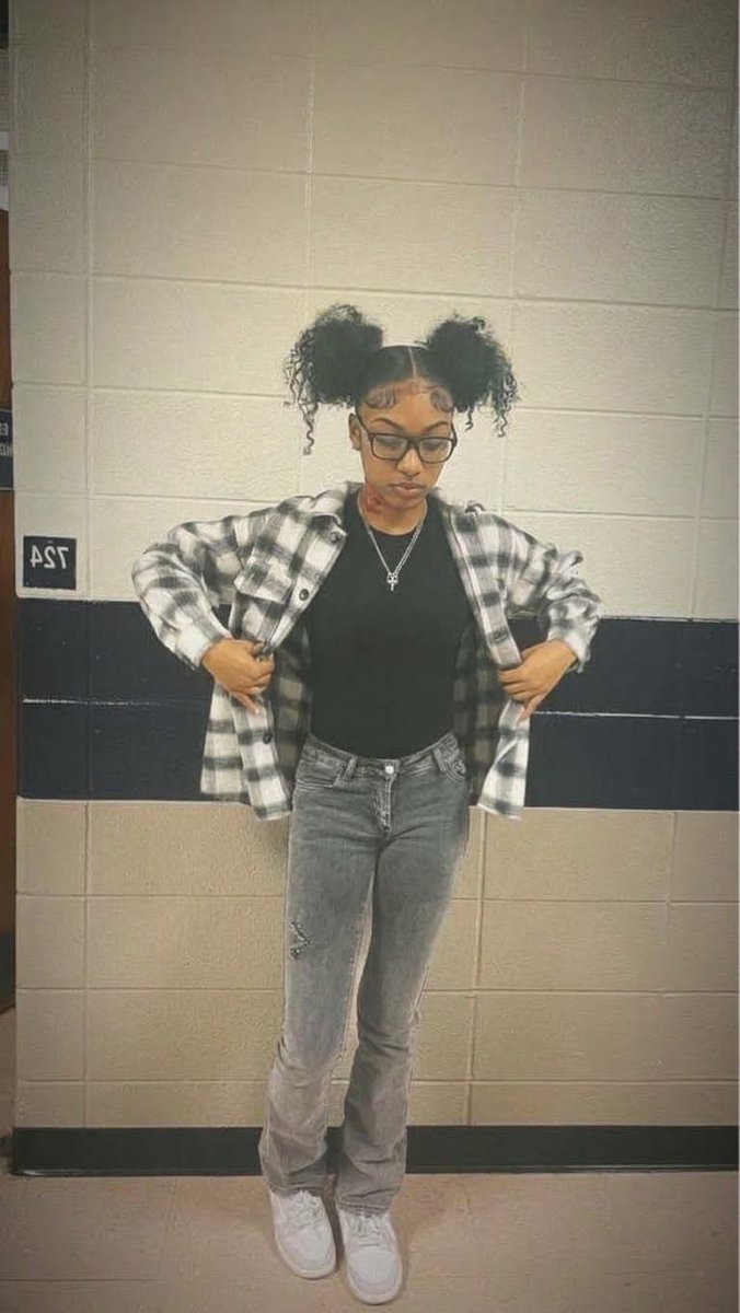 bitchhitssraya's tweet photo. @keyonilashaii New homegirll ?🫶🏾 https://t.co/B7lbGoeVgU