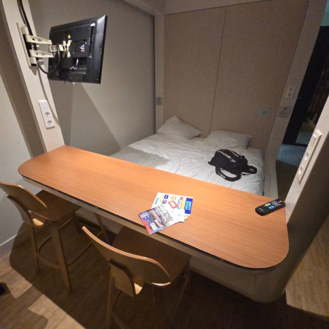 spritechugger1's tweet photo. This is my bedroom, so what if I’m a cuck https://t.co/QG6NsvSjVP
