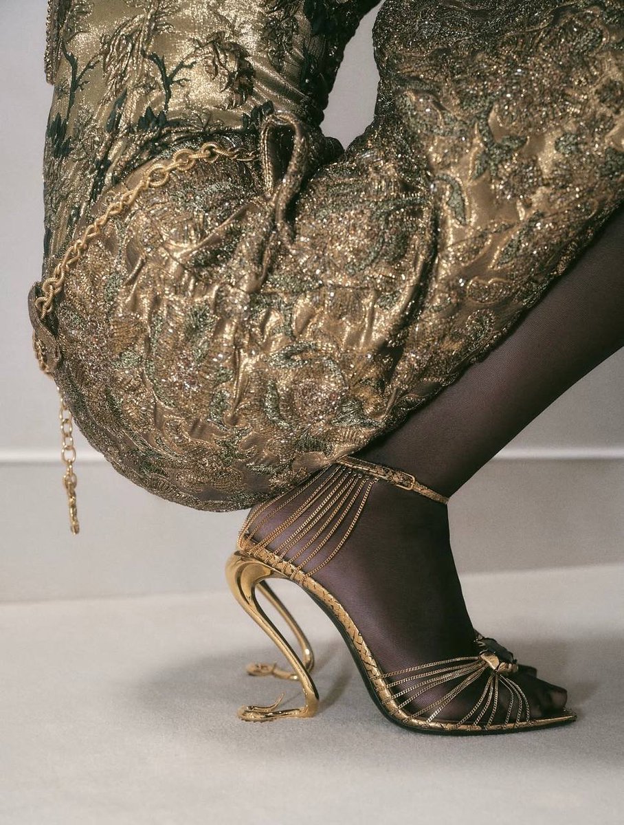 LaModeUnknown's tweet photo. The SHOES posted by Corrado De Biase for this ✨️Saint Laurent✨️ Spring/Summer 2027 collection.🪡 https://t.co/Mj2m6RThcm