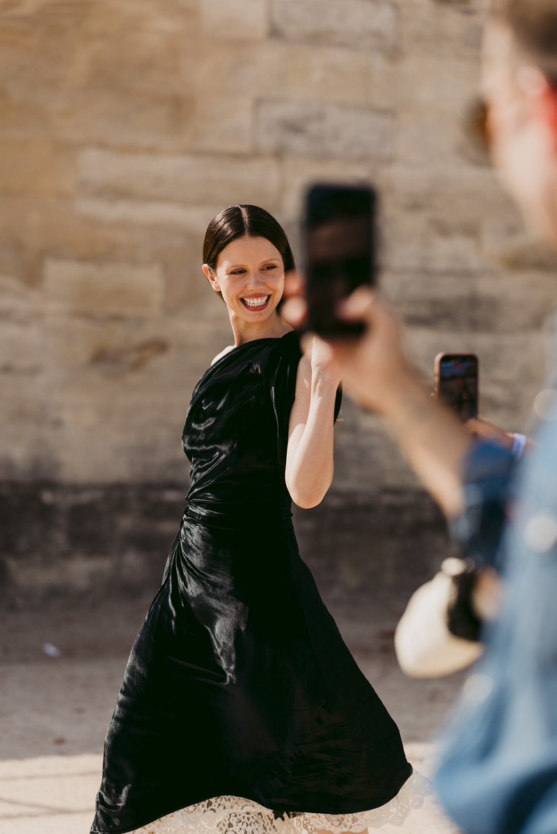 ClaireGuillon's tweet photo. Mia Goth shot by me at Dior 💘💘 https://t.co/wZ7wBkH71j