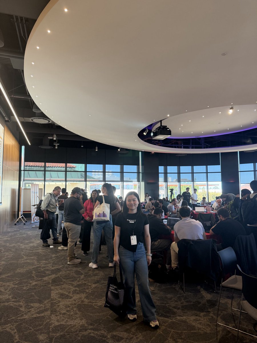 JolinJiao's tweet photo. Everyone else at this agent hackathon brought laptops.
We brought two robot arms. 🦾🦾

Collaborative agents, but make it physical.

@flwrlabs @Stanford @lj_ships https://t.co/4Sa8E7SFFg