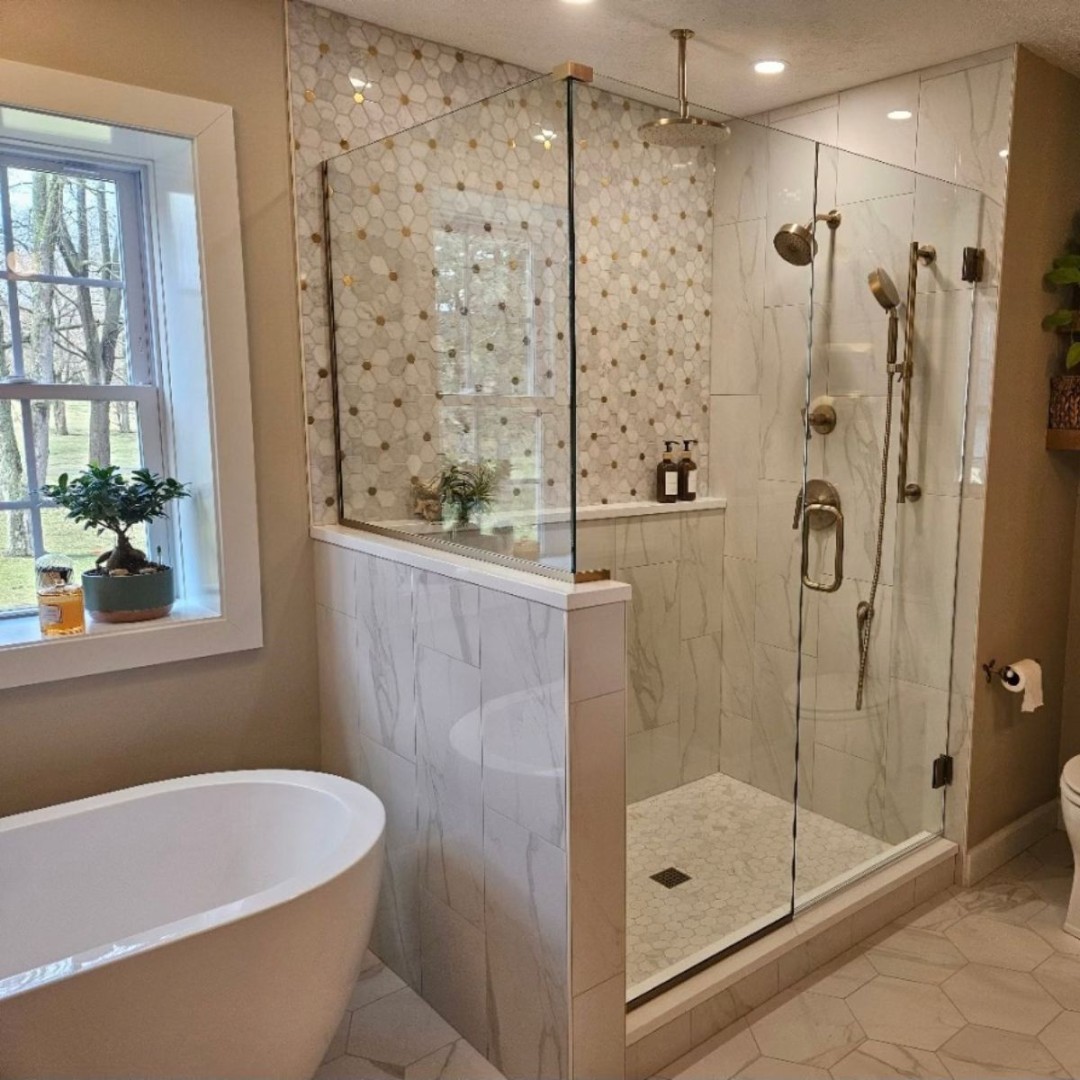 MrHandymanRich's tweet photo. Big shower, beautiful tile and a bathroom built to enjoy every day. 🚿 Mr. Handyman of Richmond helps homeowners take on bathroom remodeling, tile, flooring, carpentry and the details that turn an idea into a finished space. #RichmondVA #BathroomRemodel https://t.co/Txt8SE10xP