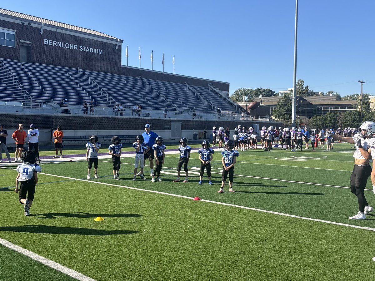 Coachcalexander's tweet photo. Bexley youth joint practice part 3 https://t.co/oJ6cVB5nio