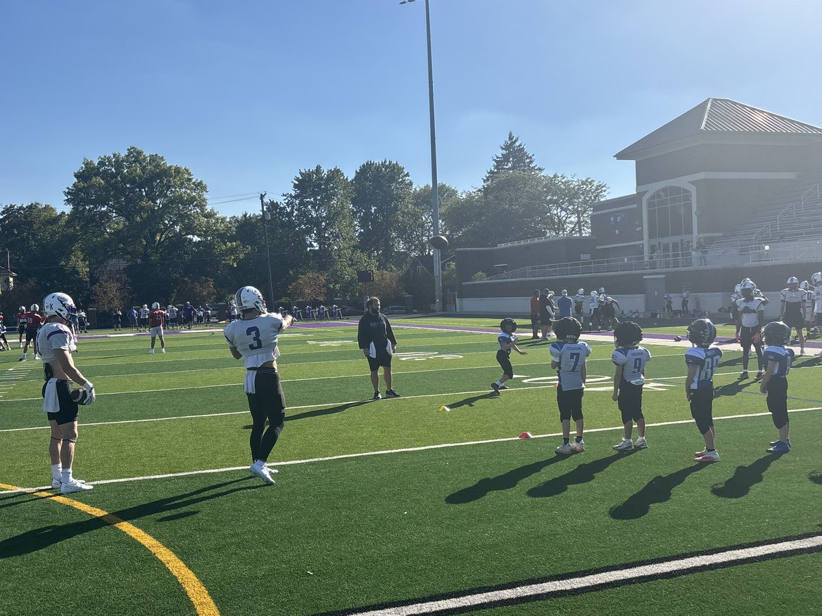 Coachcalexander's tweet photo. Bexley youth joint practice part 3 https://t.co/oJ6cVB5nio