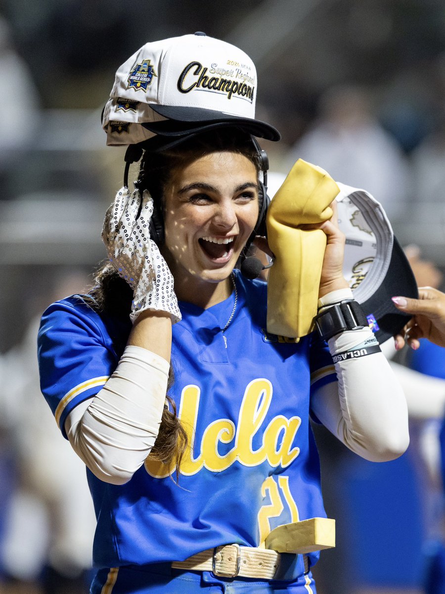 UCLASoftball's tweet photo. #HappyBirthday to our All-@B1GSoftball First Team shortstop Aleena Garcia! 🥳🎂 https://t.co/uzVxqzkwL7