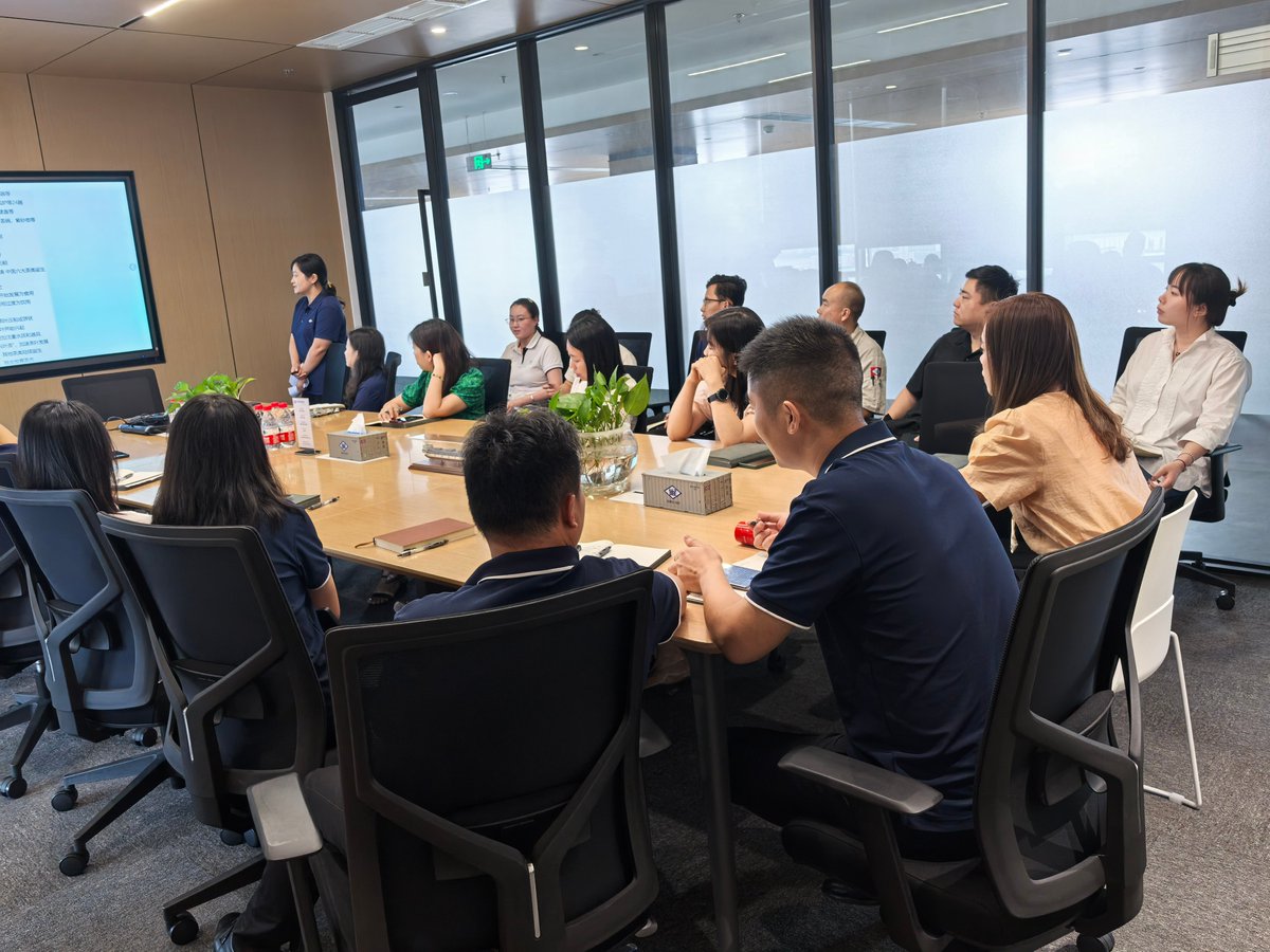 illuvaar's tweet photo. [Today, I joined the "拓栏闭] meetup, connected with creative minds and explored interesting ideas！#LocalEvents"]， https://t.co/7W2xzkNrcf