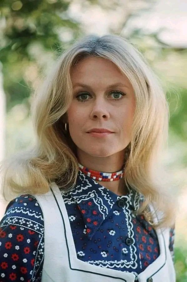 Clarannkz0b's tweet photo. 🌹 Incredibly Beautiful Lady — Elizabeth Montgomery

A timeless actress remembered and loved by generations. ❤️

Who remembers her? 🌹 https://t.co/ZpSaI6vrUL