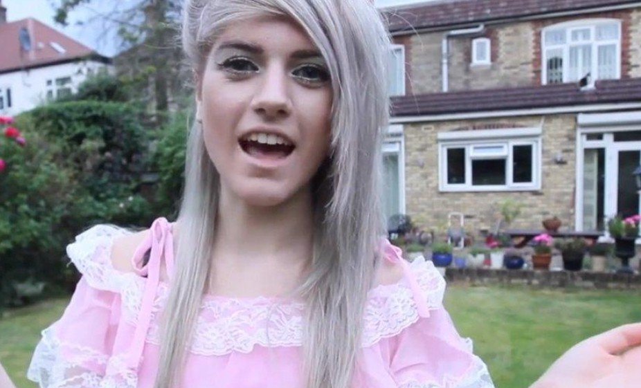 GabiMilitos's tweet photo. @maps_black Ustedes eran muy chicos pero yo estuve todo una noche haciendo teorías #SaveMarinaJoyce https://t.co/dLIzcB6XV7