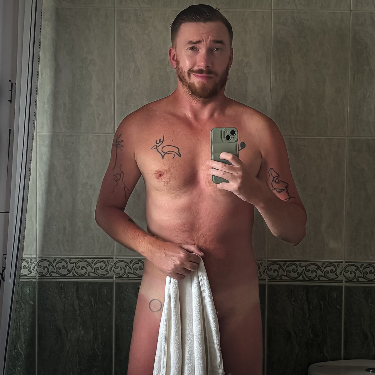 sebrul88's tweet photo. Mirror test https://t.co/ZJZf79BCVr
