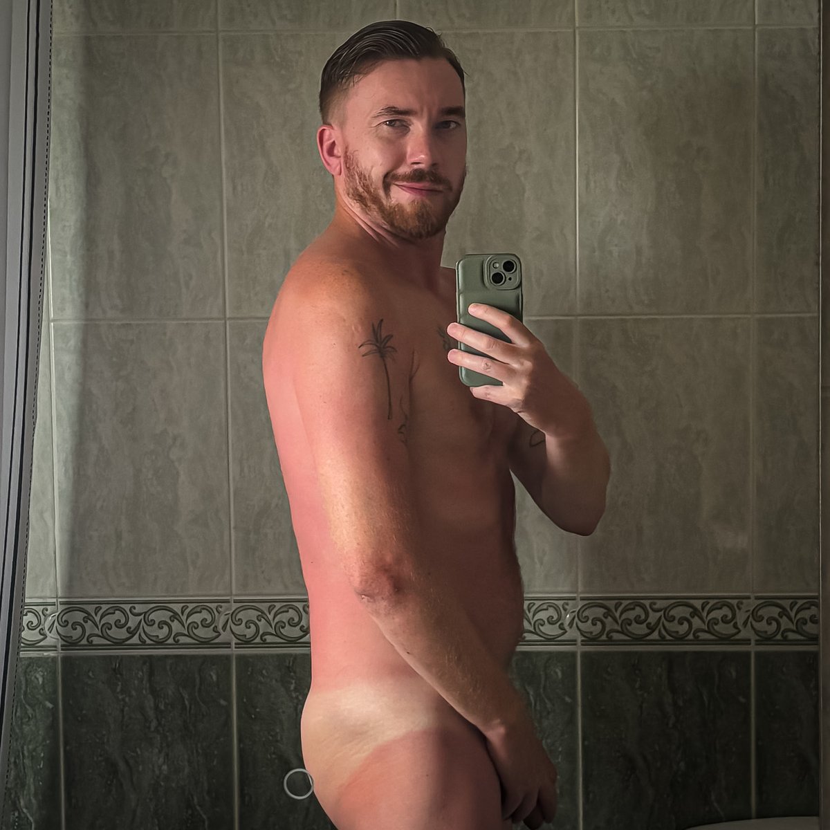 sebrul88's tweet photo. Mirror test https://t.co/ZJZf79BCVr