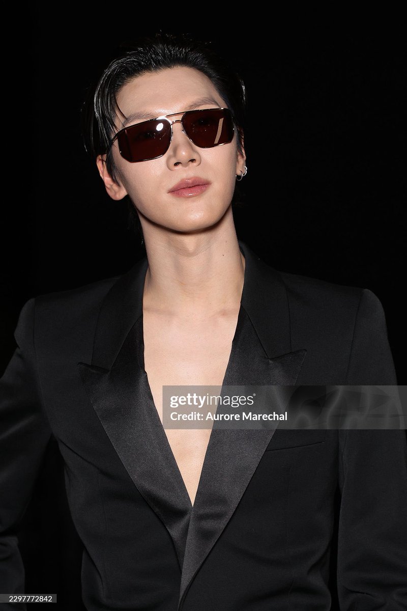faiyx03's tweet photo. ภาพจาก getty ผ่องอำไพมากค่ะน้อง

TEN AT SAINT LAURENT SUMMER27
#TENforYSLPFW27 #SaintLaurentxTEN https://t.co/5AjXBNEW66