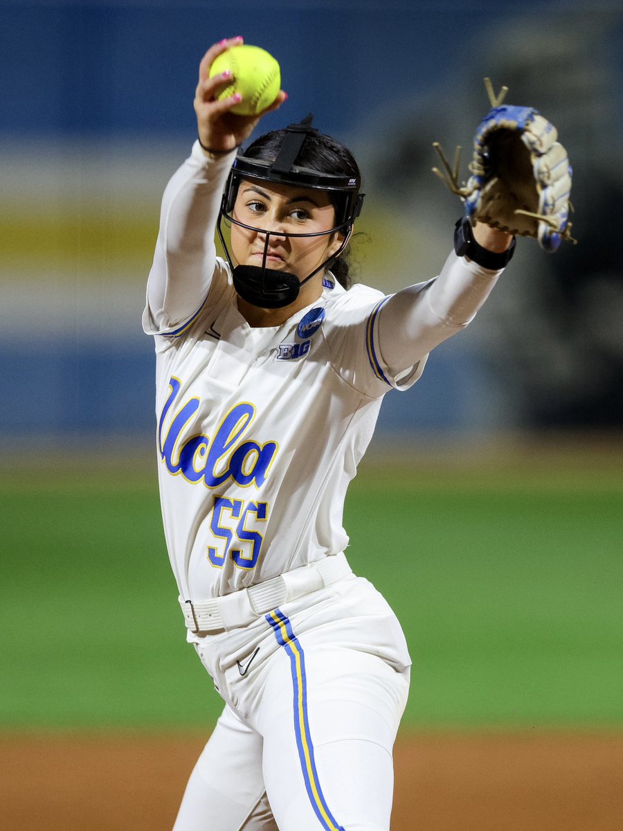 UCLASoftball's tweet photo. Join us in wishing pitcher @2024BrynneNally a #HappyBirthday! 🎉 https://t.co/bqHPMw2ngQ