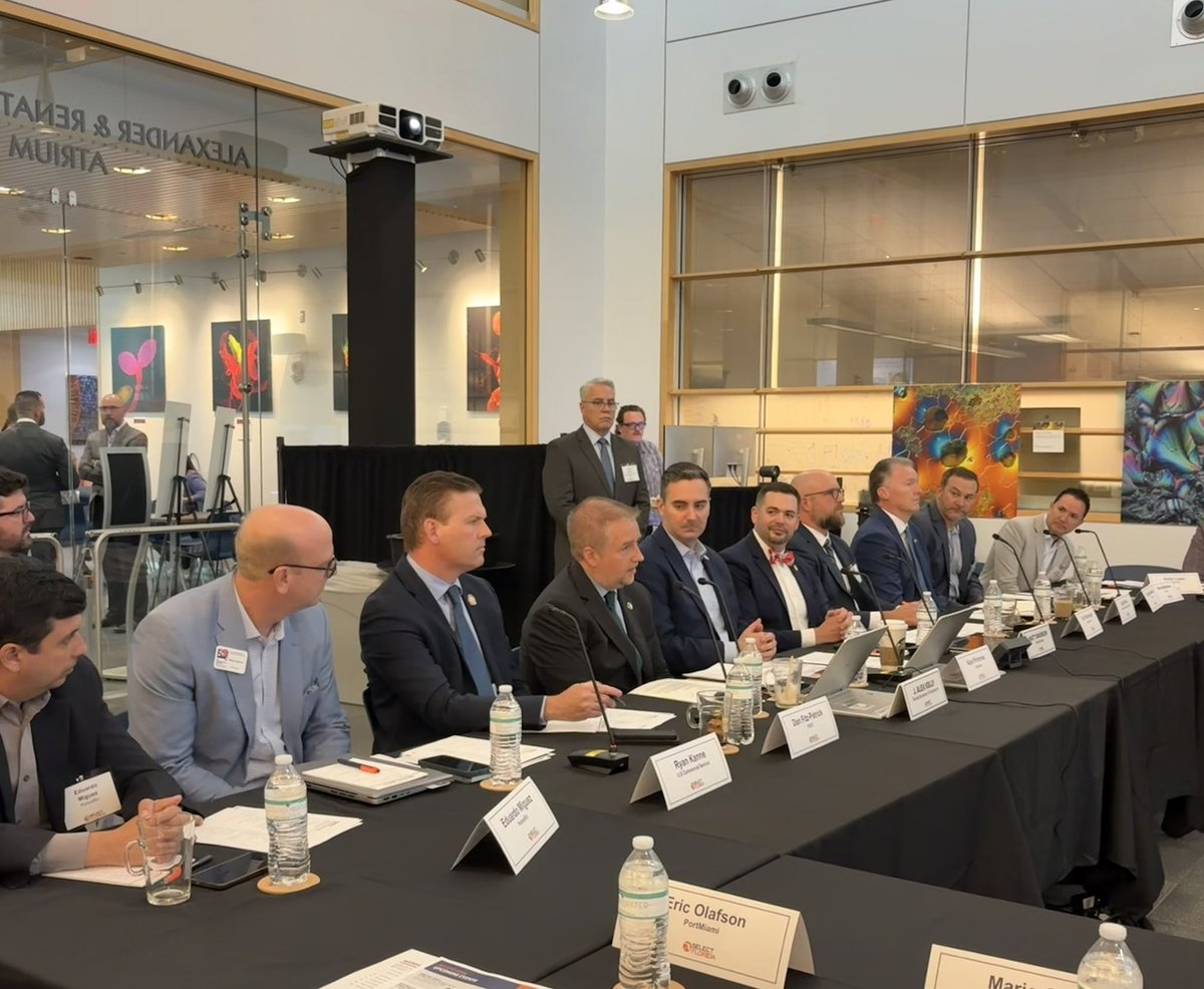 SelectFLA's tweet photo. .@SelectFLA Gateways Advisory Council, chaired by Board Member Nick Primrose, convened in Palm Beach County at the Max Planck Florida Institute of Neuroscience, bringing together Florida’s airports, seaports, spaceports and key transportation and logistics partners. 

The first quarterly meeting for Fiscal Year 2026-2027 featured updates from the @MyFDOT, @SpaceFlorida and @FLACommerce on the state’s Opportunity Zones 2.0 program and the Maritime Industrial Base. Recent missions to the United Kingdom and Taiwan were also spotlighted.