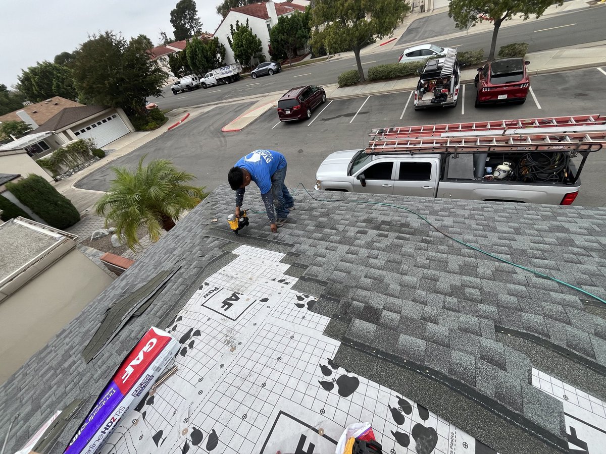 LAROOFER's tweet photo. San Pedro Roofing, California Best Local Roofing Contractors LA Stay Dry Roofing Company License #911019 (310) 948-7663(ROOF) 24-Hour Emergency Roofing.
1334 W 17th St, San Pedro, CA 90732 https://t.co/qJH3OTXALe