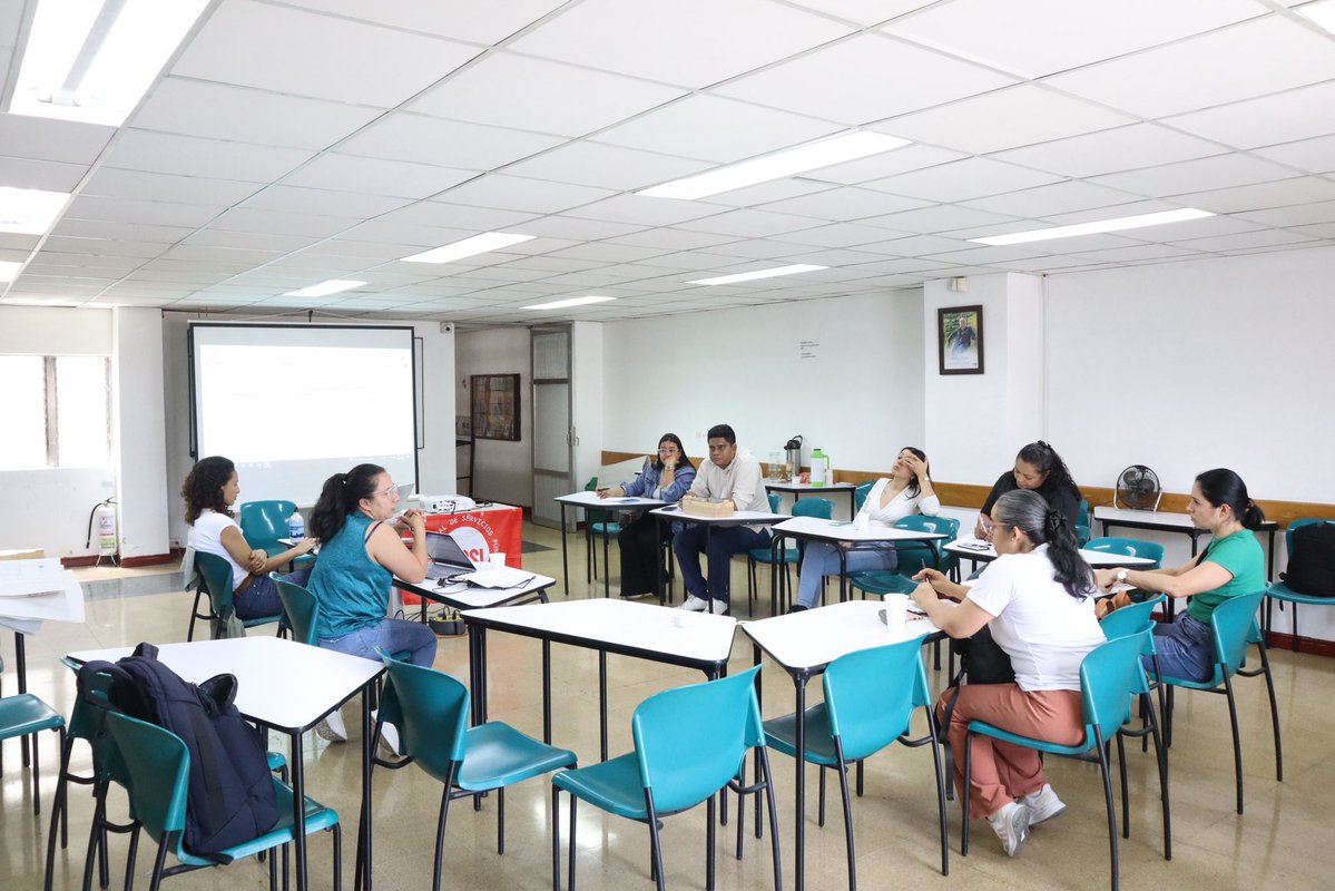 ENSColombia's tweet photo. En el marco del acuerdo de trabajo conjunto entre la ISP y la ENS, realizamos un taller con la Red de Hogares Infantiles para revisar avances, identificar oportunidades de mejora y fortalecer su Plan de Crecimiento.

✊ Seguimos construyendo una organización sindical más fuerte. https://t.co/lnEPDjG4MD