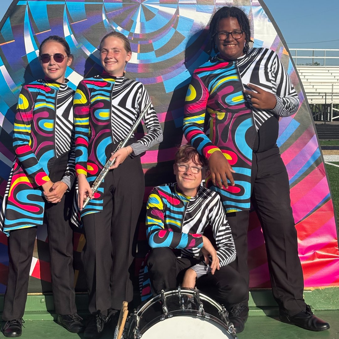 MSDDecatur's tweet photo. Shout-out to our Decatur Middle School students who participate in Decatur Central High School marching band! Love the dedication and time commitment to this opportunity! #DecaturProud https://t.co/vqCew5XaYj