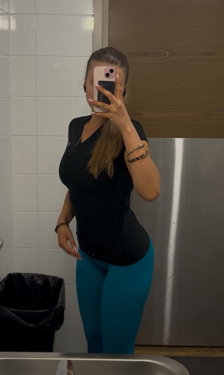 Goddessofi1's tweet photo. I need my boys relapse for me hard tonight.

#findom https://t.co/9fyHLzk6re