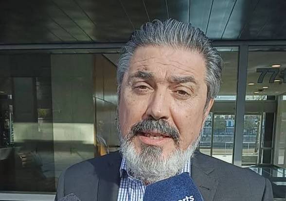 GerGarciaGrova's tweet photo. 👉Detalles del informe arbitral de Darío Herrera en #Estudiantes - #RosarioCentral

🚨JS Verón a Herrera
“Hijos de re mil put4, hay que mat4rlos a todos, ustedes vienen mandados, hijos de put4, hay que mat4rlos a todos"

🚨Pascual Caiella a Herrera
“Hijos de remil put4, los vamos a mat4r, seca nucas de la AFA, corruptos" 

🚨Marcos Angeleri a Herrera
“corruptos hijos de put4". 

ℹ️ con @mavegol