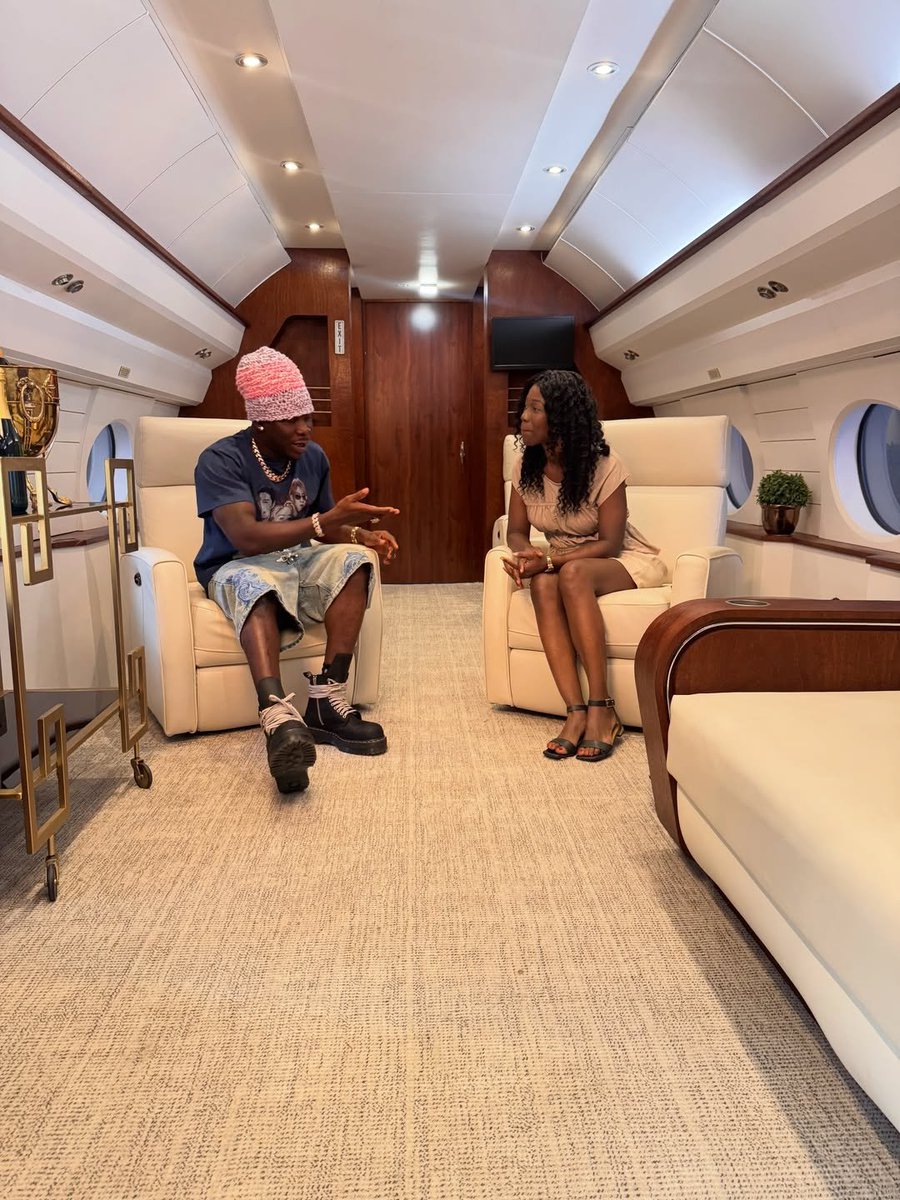 dottybwoyb's tweet photo. We de do am clear, private jet naa wataa😍, your favorite cant https://t.co/YWGeqXQIiD