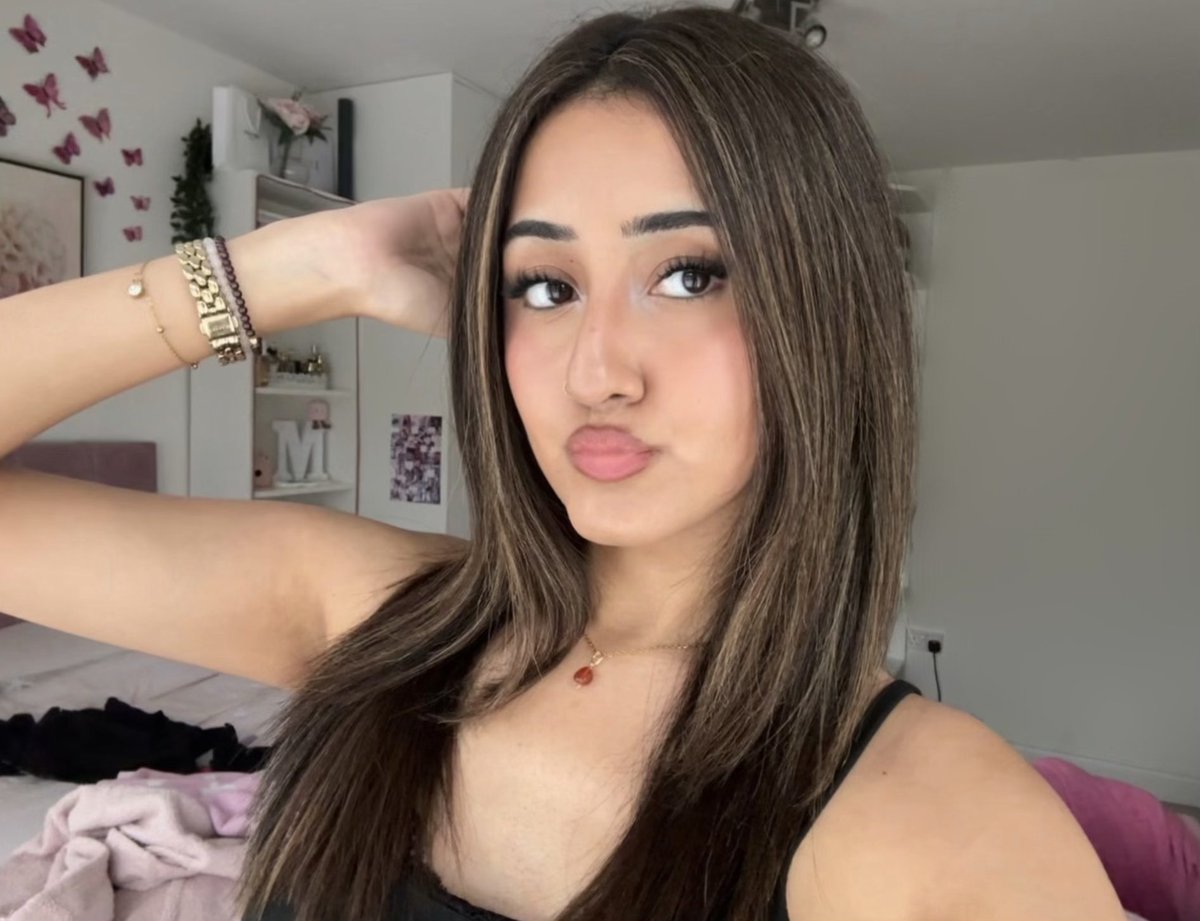 theutdgirl's tweet photo. instagram saw it first 🖤 https://t.co/ScySk7VQ7n