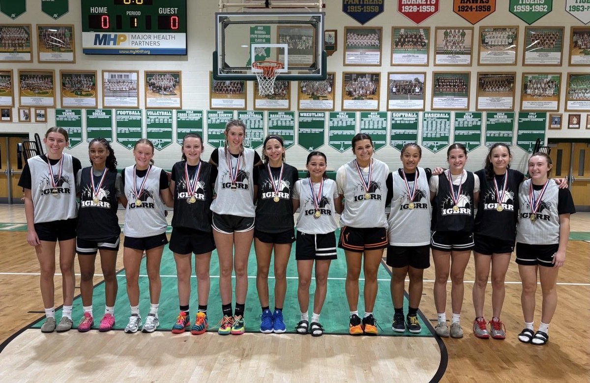 KaiyaBoone29's tweet photo. Thanks @coachbeckett for the day at Prospect Camp! I was happy to be selected for All-Camp team alongside some talented competitors! 
#ballislife https://t.co/DMAforn1pa