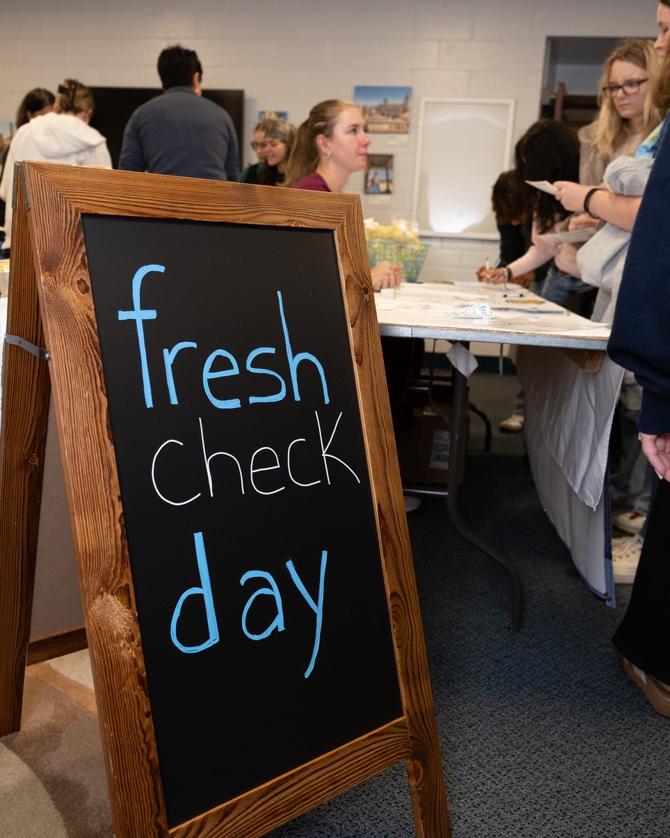 RegisCollege_MA's tweet photo. Regis College participates in Fresh Check Day as part of the tools and information needed to make positive health and lifestyle decisions. Take care of your mental health and reach out if you need help, whether that's to our on-campus counseling center or another resource. https://t.co/p9OahTRmzc