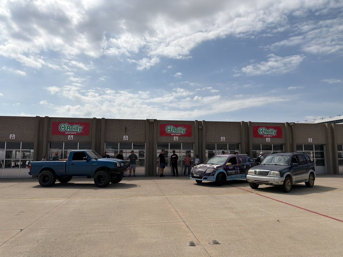 BoziTatarevic's tweet photo. Really fun to get to participate in a fun project car challenge for @oreillyauto.

My team got first vehicle pick after winning a reaction time challenge and the choice was obvious.

#OReillyPowered https://t.co/9ymaMumhFf