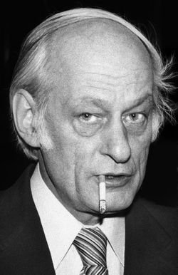 hausofdecline's tweet photo. When someone says something so Quebec-phobic you gotta hit em with the René Lévesque stare https://t.co/9ZUIqDv9ql