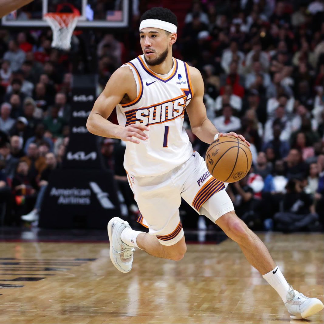 RTNBA's tweet photo. Devin Booker on how he wants to play next season:

“Sometimes I fall into passing too much and this year, hopefully, I fall into shooting too much.”

via @WolfandLuke https://t.co/FM38SzEQsq