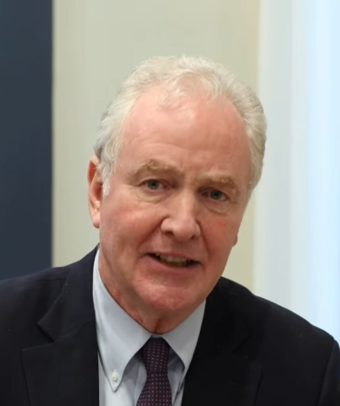 libsoftiktok's tweet photo. Senator Chris Van Hollen (D), who flew to El Salvador to meet with an MS-13 gang member, promises that he "won't give up" his fight to stop criminal illegal aliens from getting deported from the U.S.

Democrats are the party of foreign r*pists and k*llers https://t.co/ASbMDvGNX2