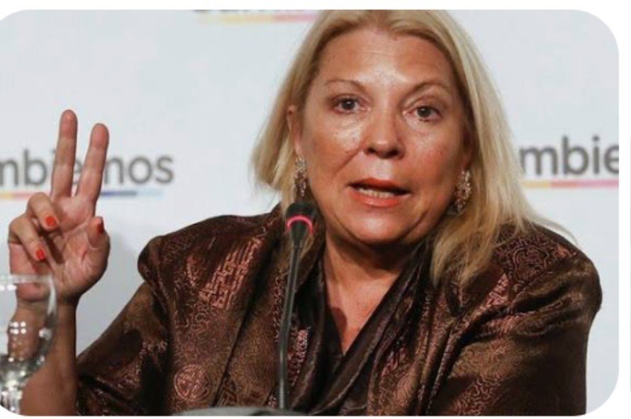 martinezmerce18's tweet photo. Lilita Carrió:
"Kicillof es un hombre decente rodeado de corruptos" 

Cerrame la ocho ! 
La Gorda se fue a la mierda ! https://t.co/gNdxDp02g9