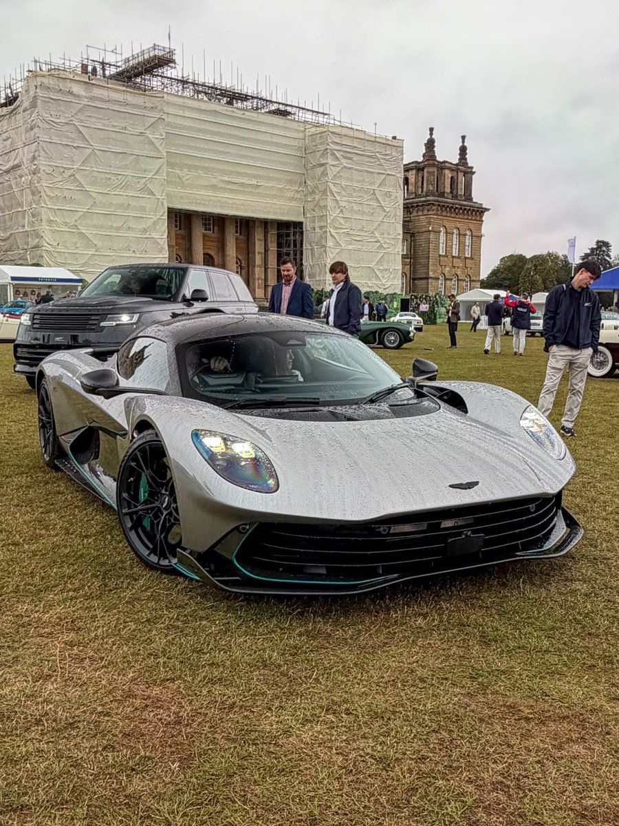 CarCultureCC's tweet photo. Aston Martin Valhalla 🇬🇧 https://t.co/Kq8Jbvqn7Z