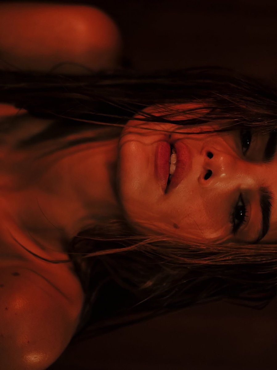 trixissexy's tweet photo. Every single night i pray that my tits are sittin’ right https://t.co/T4mJxnT14R