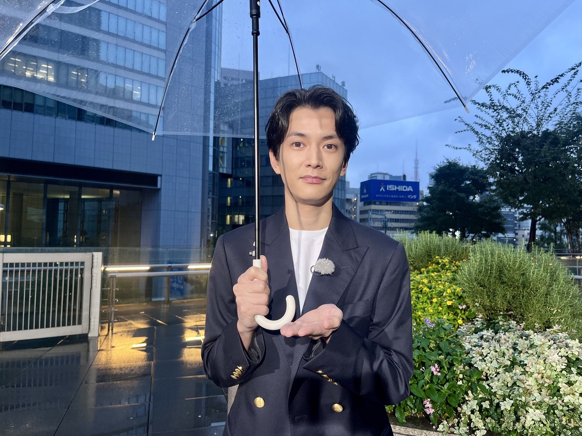 w_keisuke93's tweet photo. おはようございます☔️ #ZIP! 本日、渡邊の水曜パーソナリティー最終回です🙇最後まで皆さまと一緒に素敵な朝を過ごせたらと思います🌈よろしくお願いします！@ZIP_TV https://t.co/cQuZCKQiXR