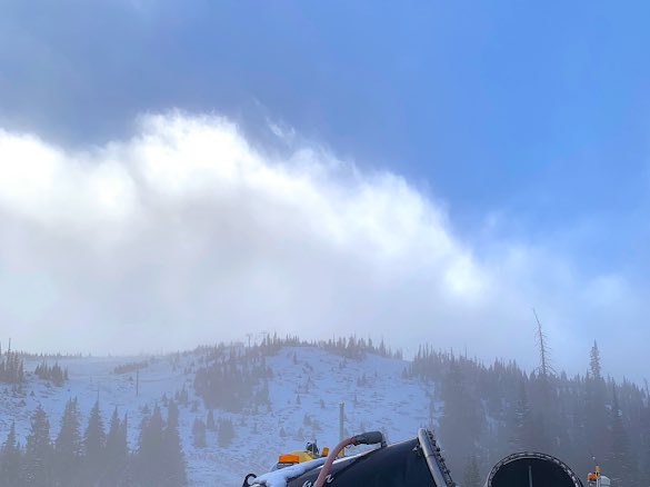 ChaseThomason's tweet photo. ❄️ FIRST SNOW OF THE SEASON!

Brian Head Resort picked up nearly 1 inch of snow overnight into Sept. 29, officially marking the first snowfall of the season! 🌨️🏔️

Fresh snow is covering the mountain while the fall colors are still showing off. Talk about a transition! 🍂❄️

Brian Head is scheduled to open for the winter season on November 6, weather permitting.

Winter is coming, Utah! 🎿