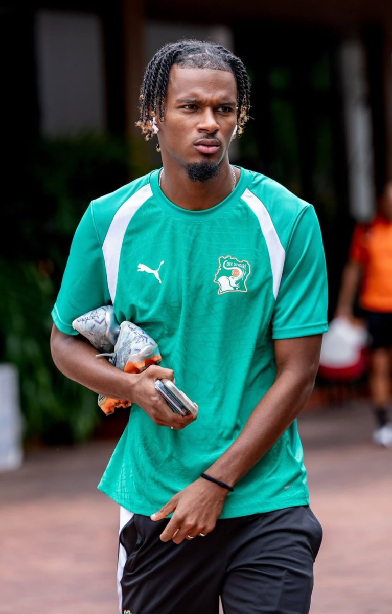Krm225foot's tweet photo. Yann gboho buteur merci putain🇨🇮🤷🏿😍 https://t.co/ZiCoKAdrTS