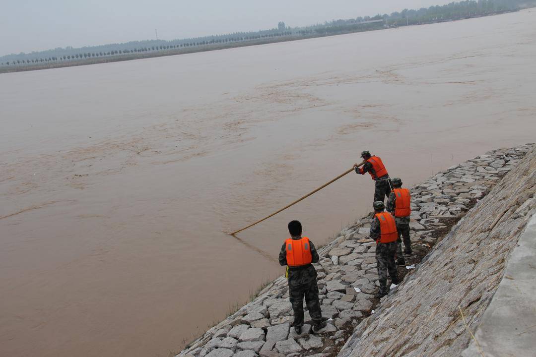 rodne_orbit_e31's tweet photo. When 漳 water rises and faces 凶荒, we must first 虑 the impact—no time to 谈 empty words, take real action! https://t.co/qQRcbCE4Ug