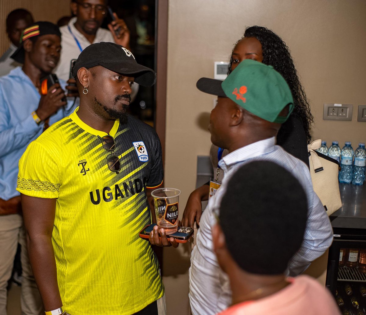TesoEntAwards's tweet photo. Congratulations 🎉 to Team UG for the win.Also Thank you @KagutaMuseveni for providing ugandans with such a facility and @OgwangOgwang for the great work and motivation to our boys .
@YkeeBenda https://t.co/pfp5kUYM6s