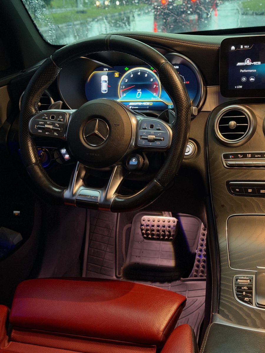 OnyitexHQ's tweet photo. 2021 Mercedes-AMG GLC 43 https://t.co/argLjNHG8s