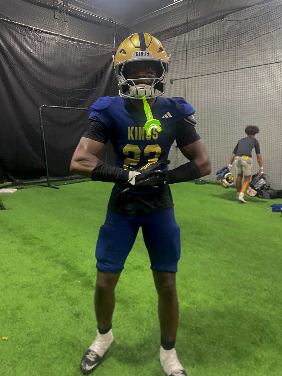 Darrion716's tweet photo. Great win yesterday 👑19-13 against @IWUWildcats jv onto the next ‼️@LEADPrepAcad  (3-1) https://t.co/asNFZVt6y3