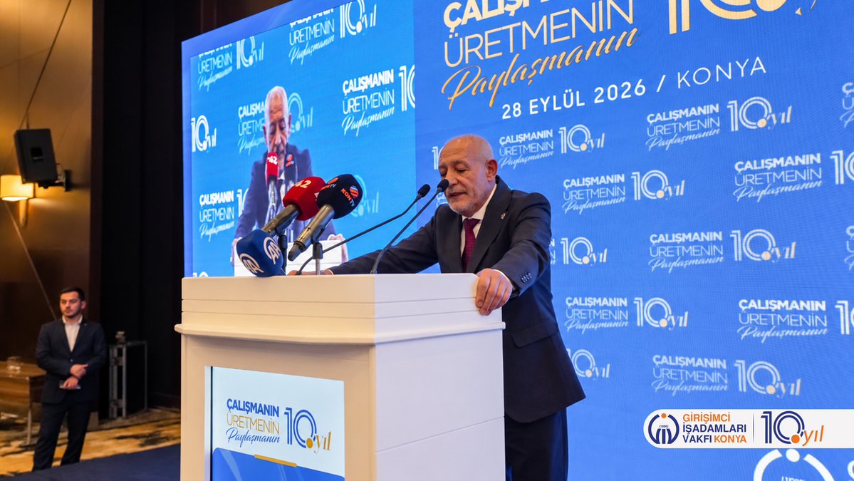 GivKonya's tweet photo. GİV Konya 10. Yıl Programımızda, GİV Genel Başkanımız Ali Bakaner katılımcılara hitap etti.
Girişimciliğin gelişimi, ortak değerlerimiz ve GİV’in gelecek vizyonuna ilişkin değerlendirmelerini paylaşan Genel Başkanımıza kıymetli katkıları için teşekkür ediyoruz.#GİVKonya @givorgtr https://t.co/tCFtwhJ8dy
