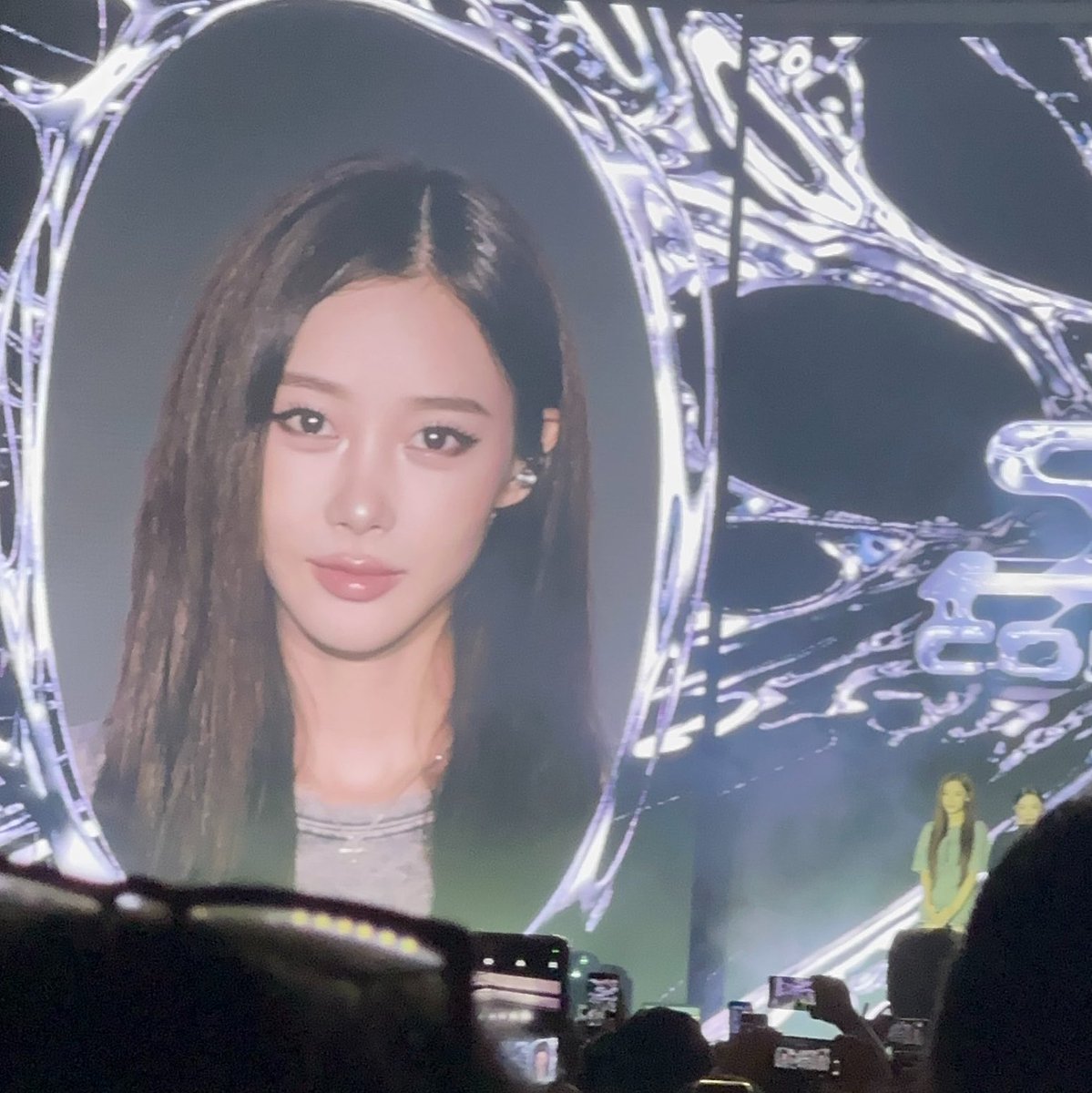 miirag8's tweet photo. ⊹₊˚‧︵‿₊୨ᰔ୧₊‿︵‧˚₊⊹
the prettiest girl i’ve ever seen https://t.co/XlM2B4Viiz