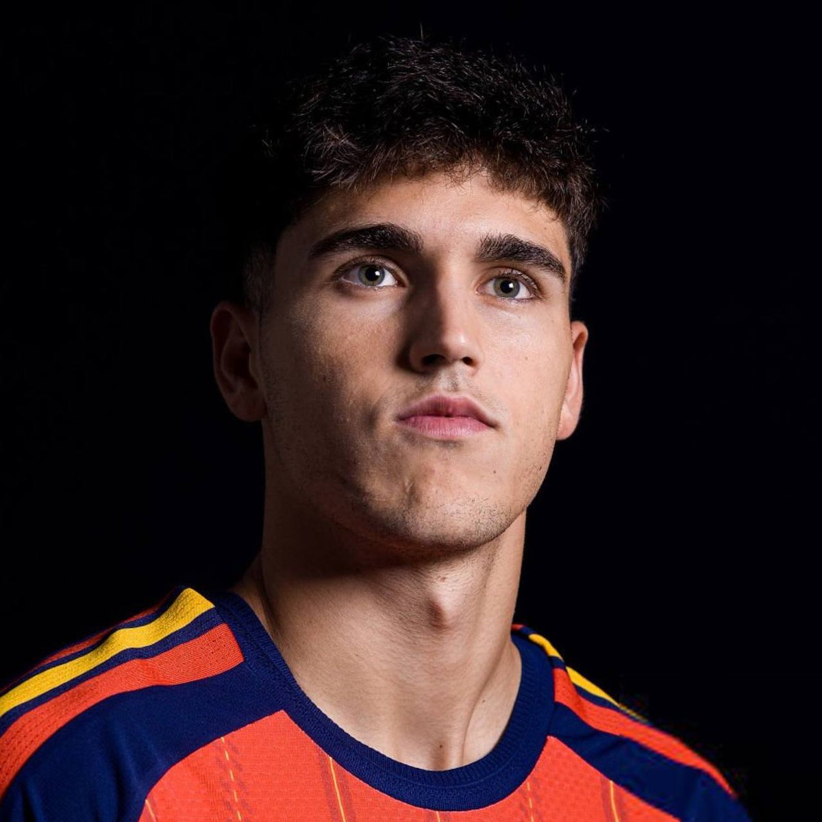 Barca1899Update's tweet photo. Pau Cubarsi vs. Croatia:

• 90 minutes
• 6 defensive actions
• 6 ball recoveries
• 2 interceptions
• 3 clearances
• 4 duels won
• 2 key passes
• 82 passes
• 100% success rate in aerial duels

💫 https://t.co/RO1O2G9yEC