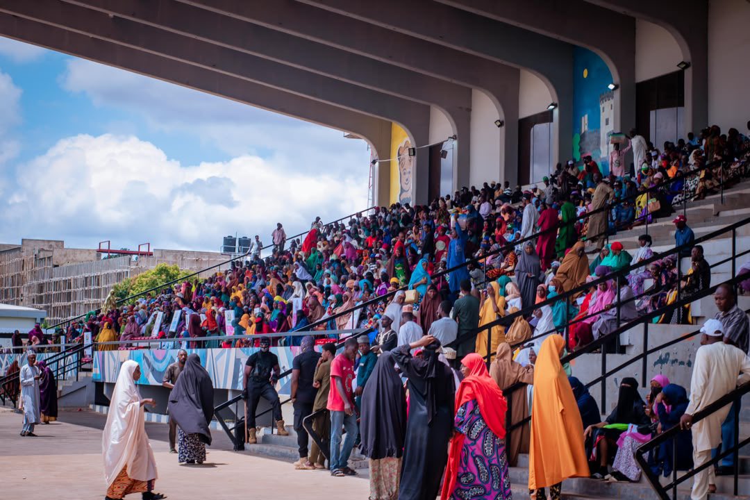Mamman__Lagos's tweet photo. In line with His Excellency, Sen. Uba Sani’s vision for a cleaner and healthier Kaduna, I am pleased to announce the screening and orientation of new personnel for Operation Tsapta.

Facilitated through my Ministry, these new recruits will complement the 5,000 sanitation personnel engaged earlier this year to strengthen environmental sanitation across Kaduna metropolis.

We remain committed to sustaining a clean, safe and healthy environment for all citizens.