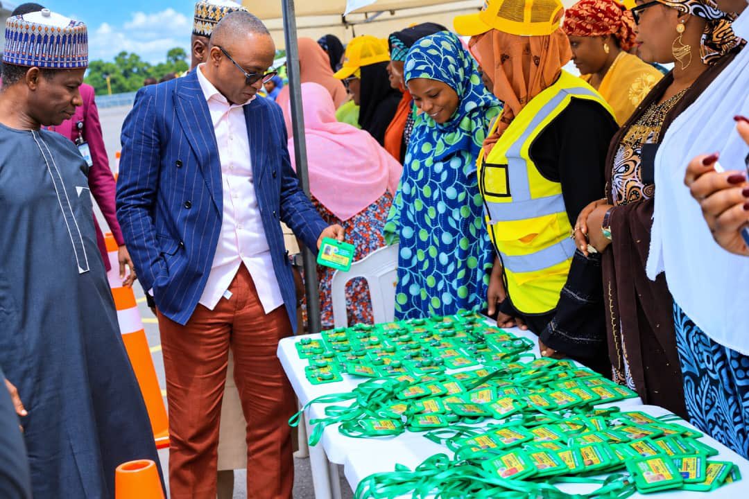 Mamman__Lagos's tweet photo. In line with His Excellency, Sen. Uba Sani’s vision for a cleaner and healthier Kaduna, I am pleased to announce the screening and orientation of new personnel for Operation Tsapta.

Facilitated through my Ministry, these new recruits will complement the 5,000 sanitation personnel engaged earlier this year to strengthen environmental sanitation across Kaduna metropolis.

We remain committed to sustaining a clean, safe and healthy environment for all citizens.