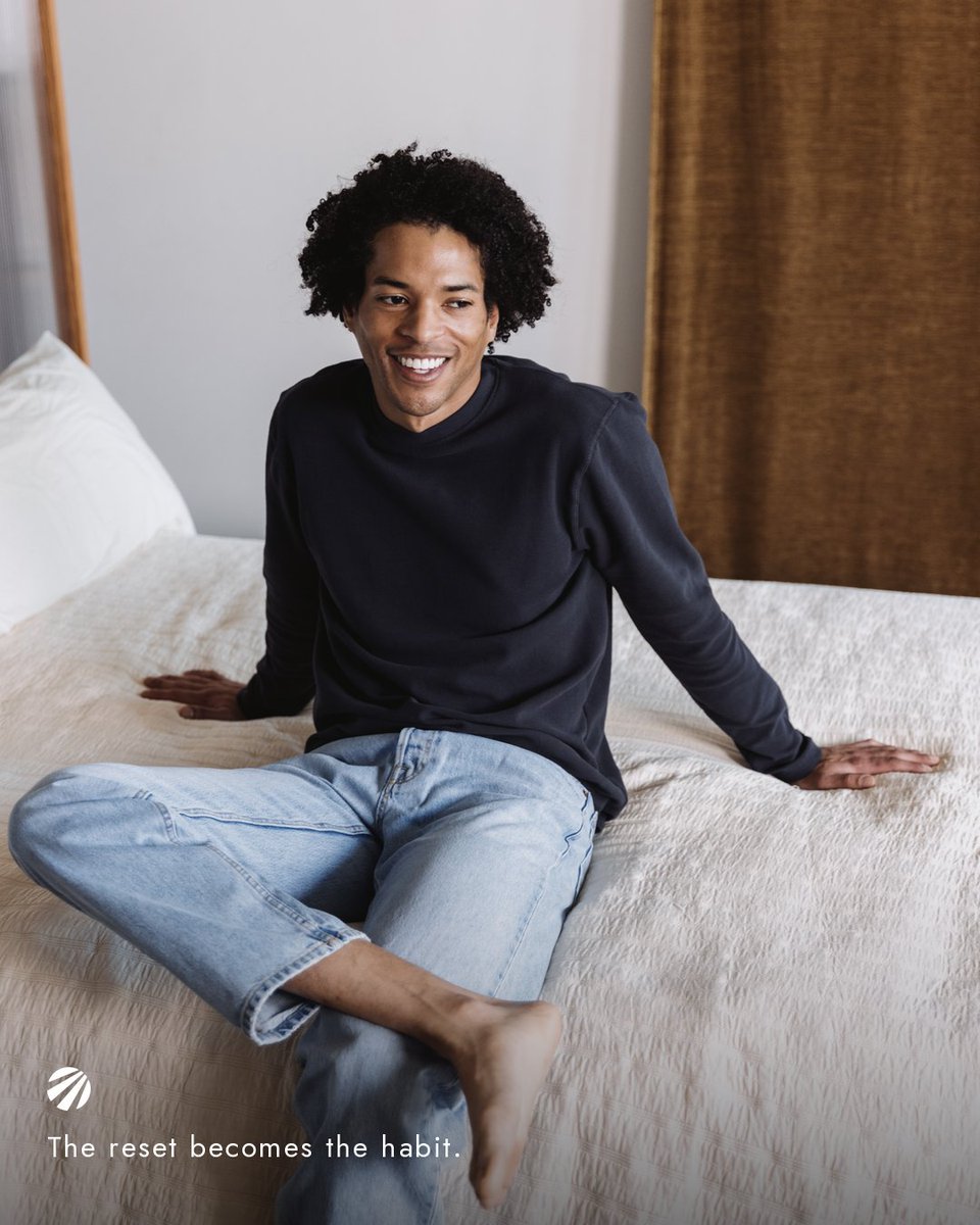 julymode_us's tweet photo. Seven days in. Nothing to undo.

Day 7 of the Soft Reset.
Fewer decisions. The same few pieces.
The Thermal Cotton Crew: 95% cotton, 0% polyester.
The reset becomes the habit.

What made the cut this week? Tell us below. The Thermal Cotton Crew is at the link in bio.

#JulyMode #WearHealthy #SoftReset #ThermalCrew #ClosetReset