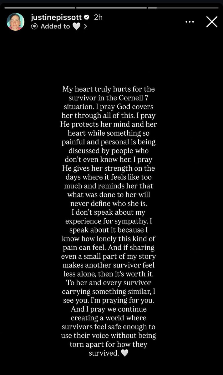 shulkjowhit2's tweet photo. Justine Pissot is a true fucking hero for posting this and being so vulnerable. What a badass. So glad she’s in that Aces locker room, I KNOW they’re making sure she’s feeling loved and supported https://t.co/fKhG2FiVqk